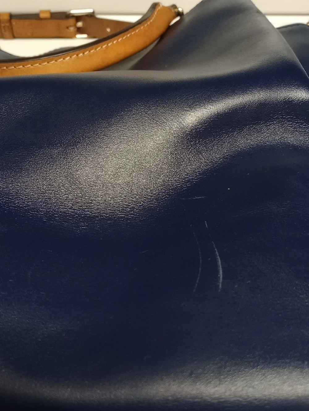 DOONEY & BOURKE NAVY BLUE LARGE LEATHER SHOULDER BAG WITH BROWN LEATHER TRIM